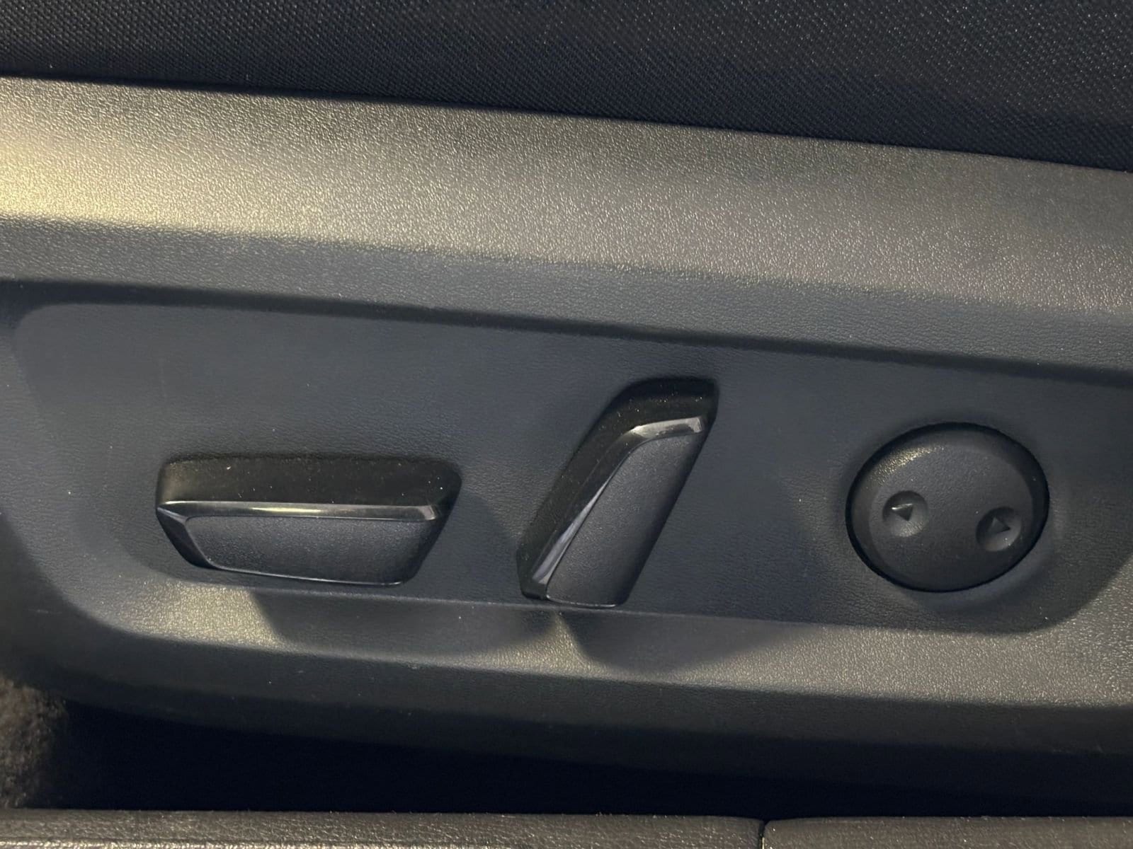 Thumbnail: 2025 Nissan Rogue - 25