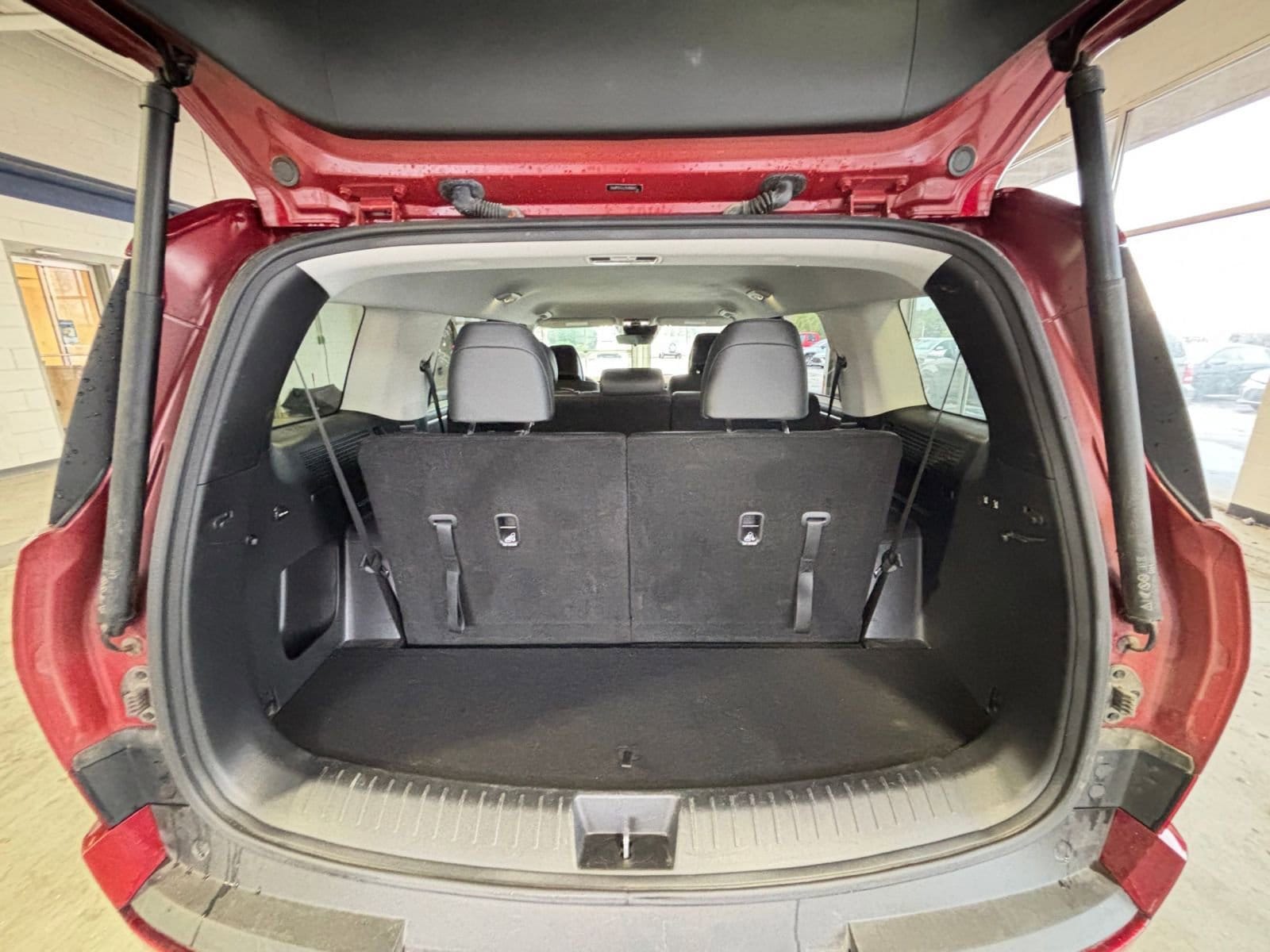 Thumbnail: 2025 Hyundai Santa Fe - 31