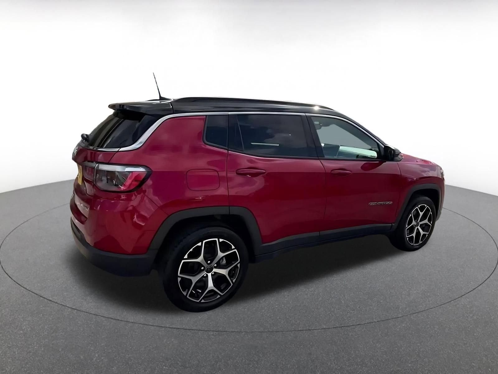 Thumbnail: 2025 Jeep Compass - 15