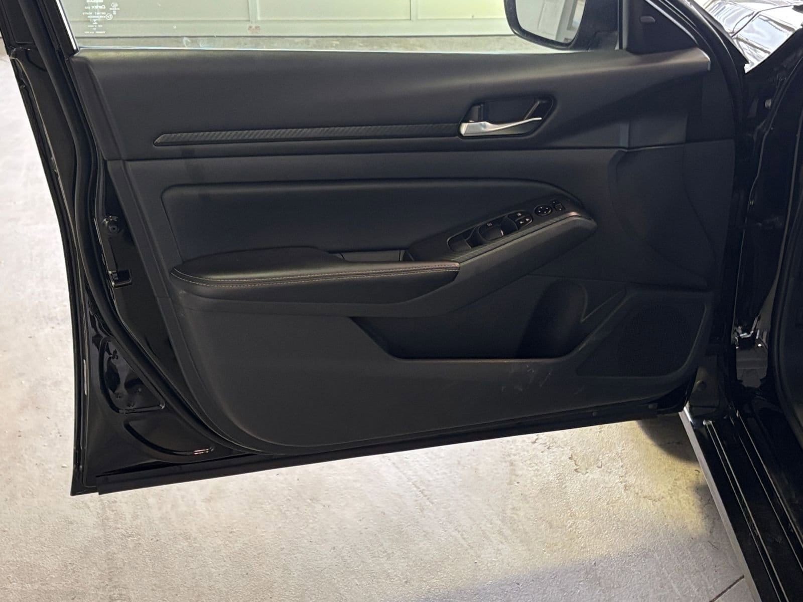 Thumbnail: 2025 Nissan Altima - 18