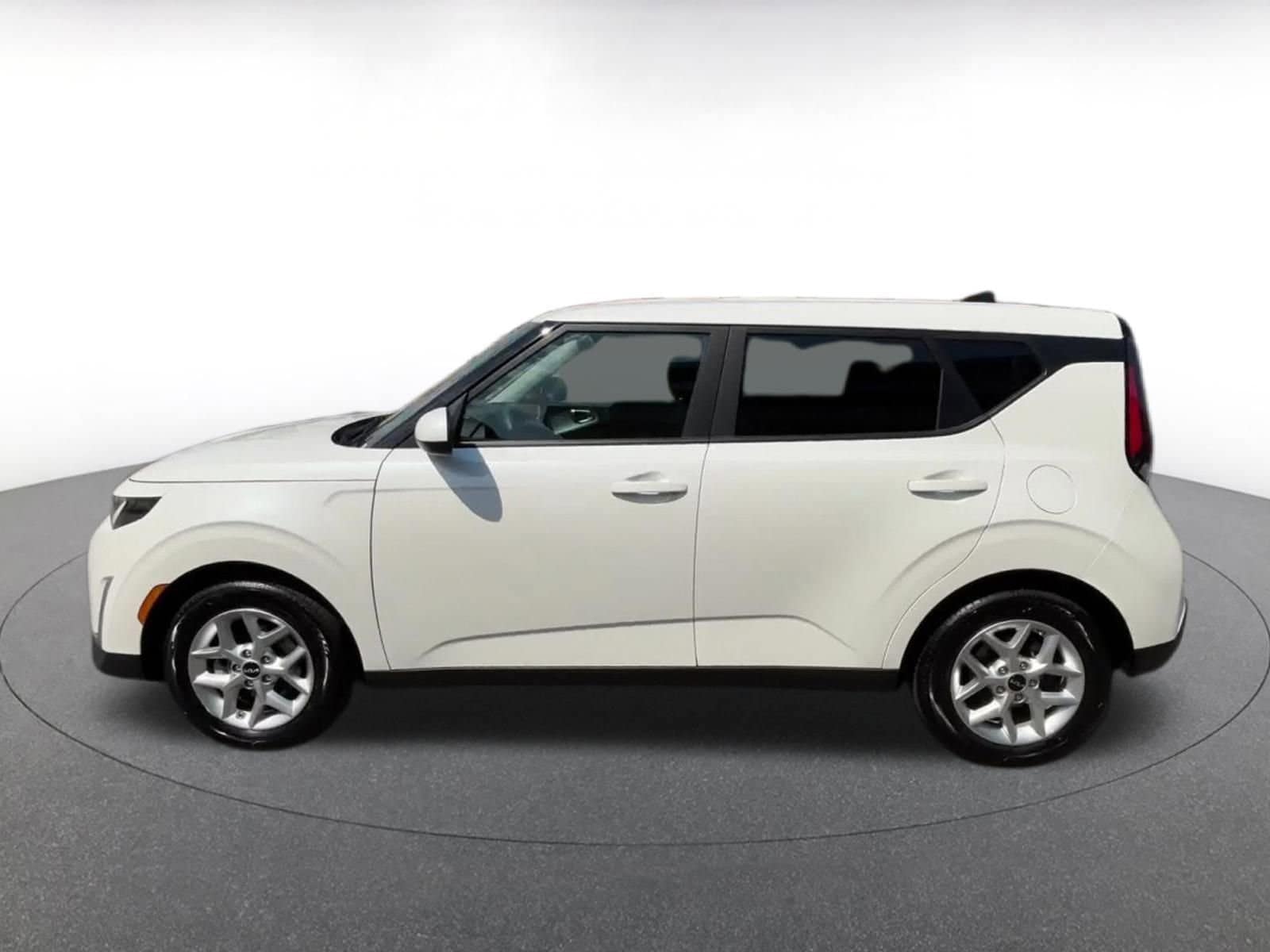 Thumbnail: 2025 Kia Soul - 8