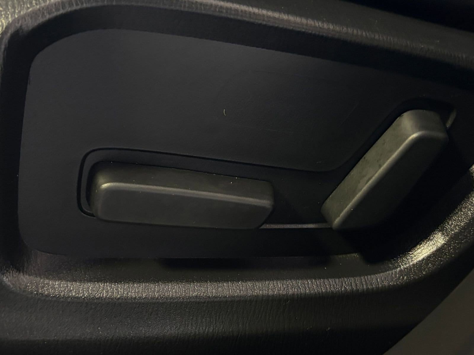 Thumbnail: 2025 Mazda CX-5 - 23