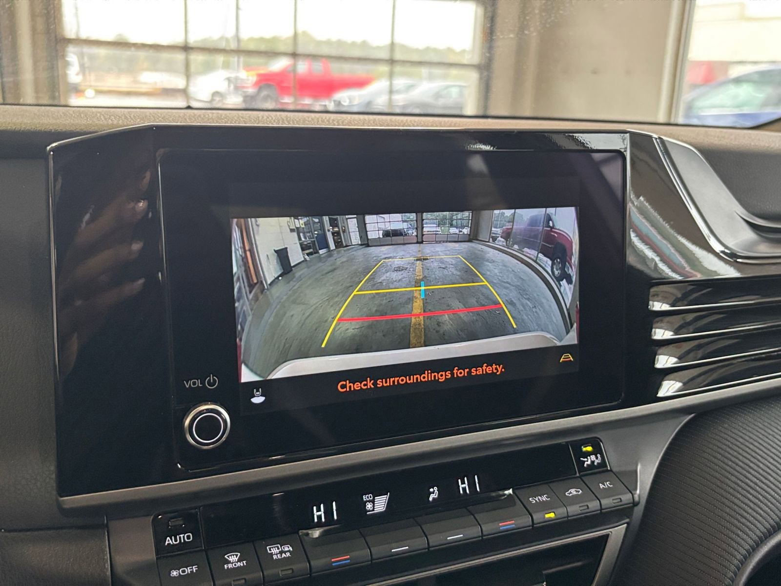 Thumbnail: 2025 Toyota Camry - 26