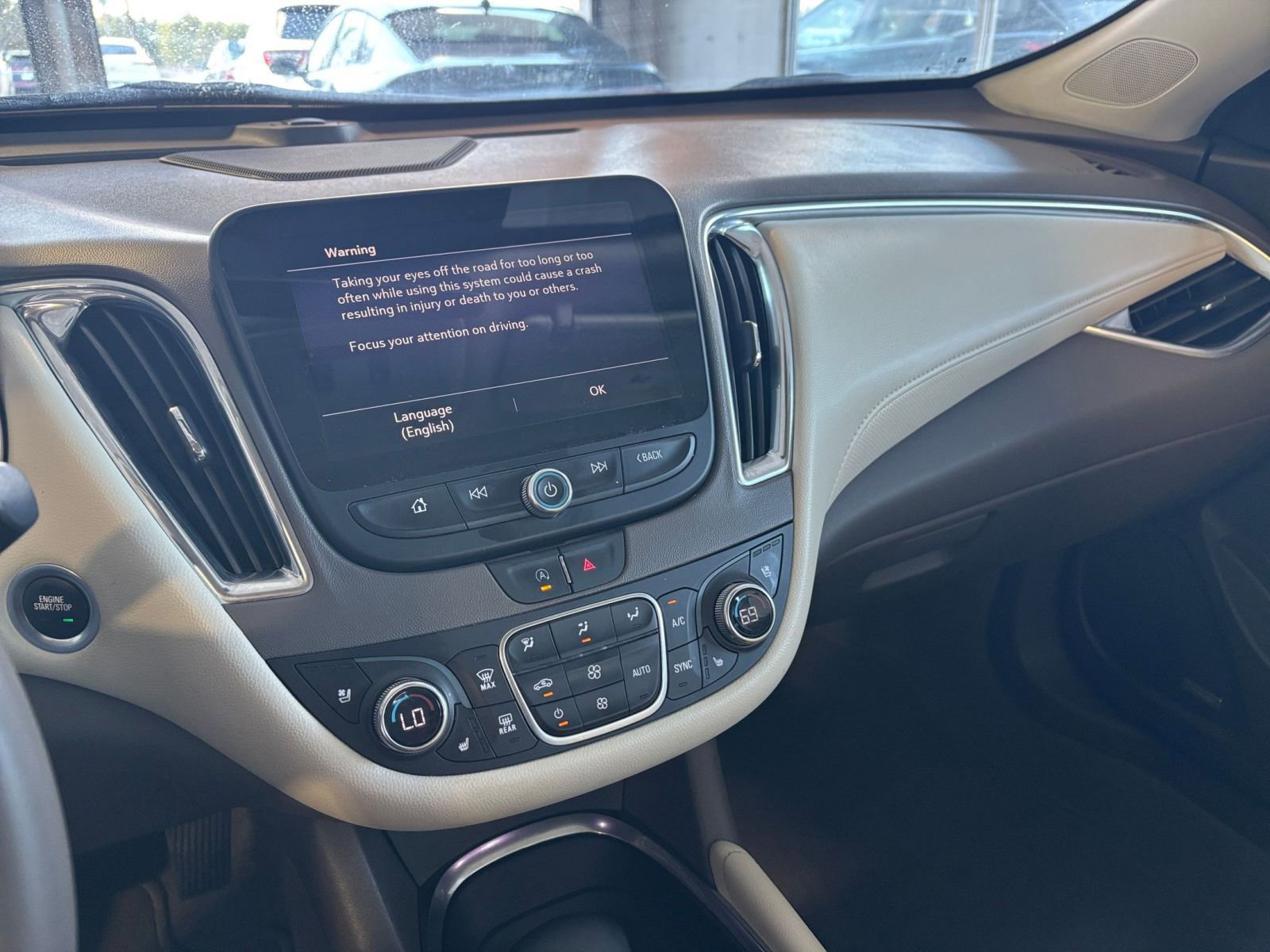 Thumbnail: 2024 Chevrolet Malibu - 21