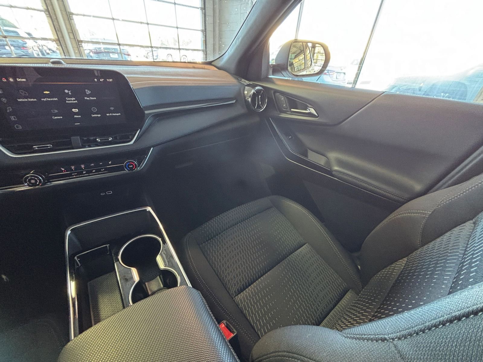 Thumbnail: 2025 Chevrolet Equinox - 34