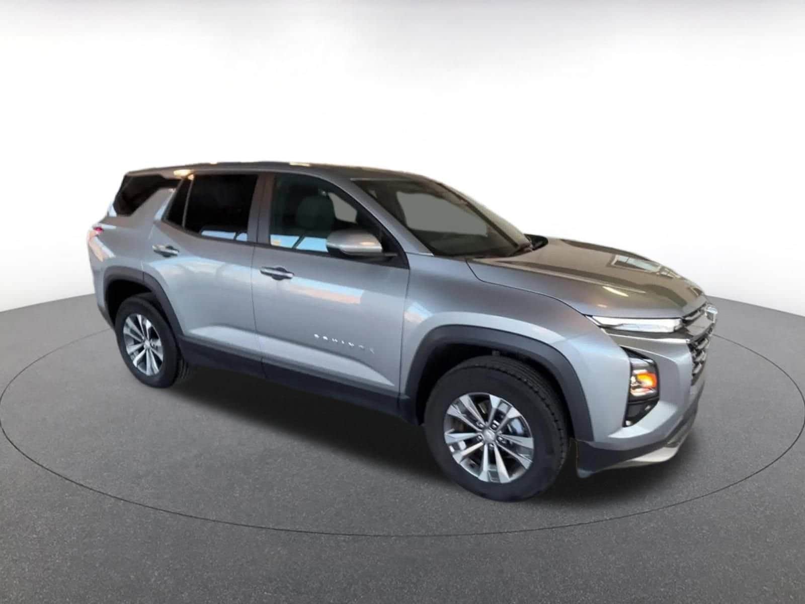 Thumbnail: 2025 Chevrolet Equinox - 2