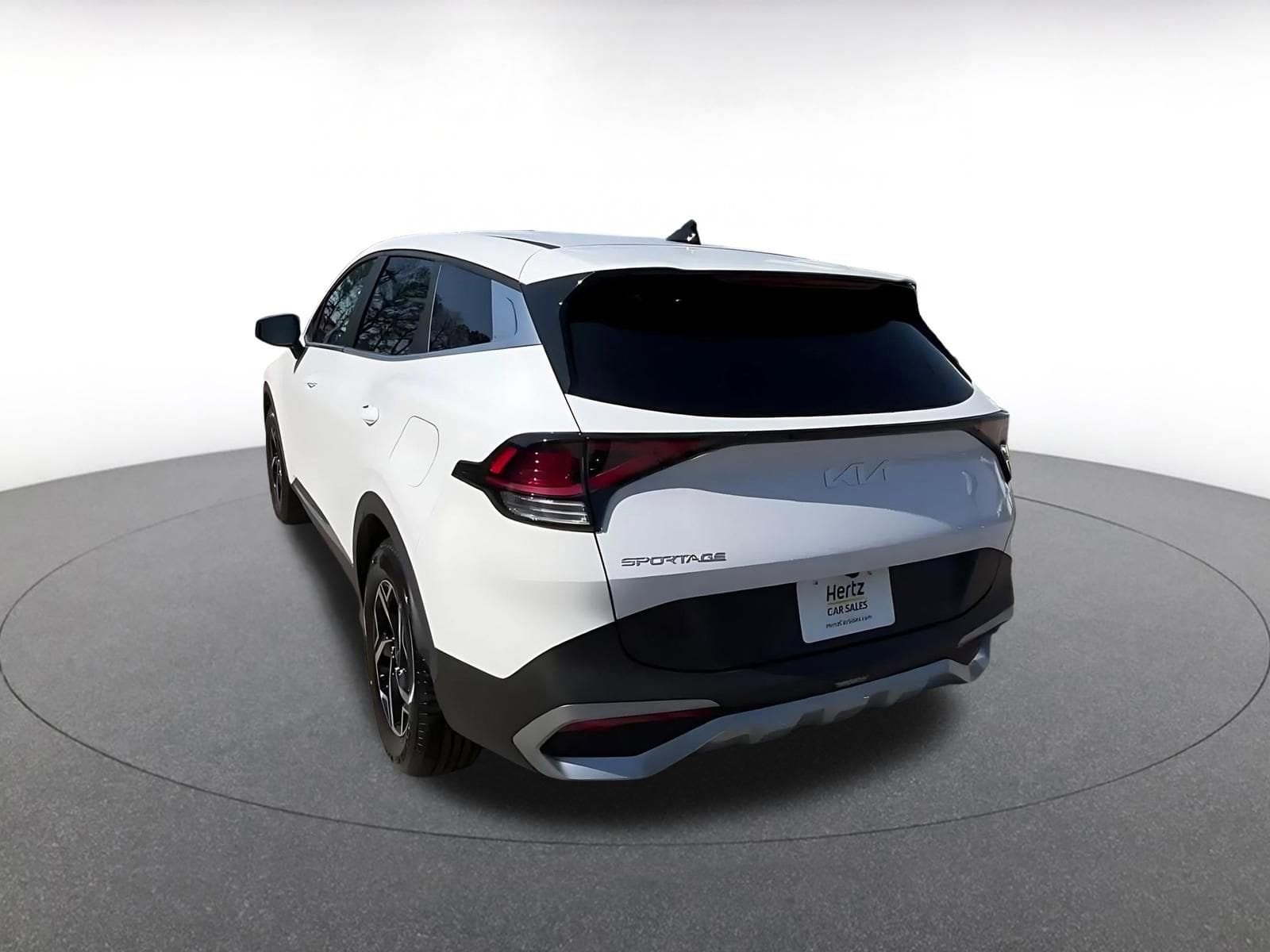 Thumbnail: 2025 Kia Sportage - 12