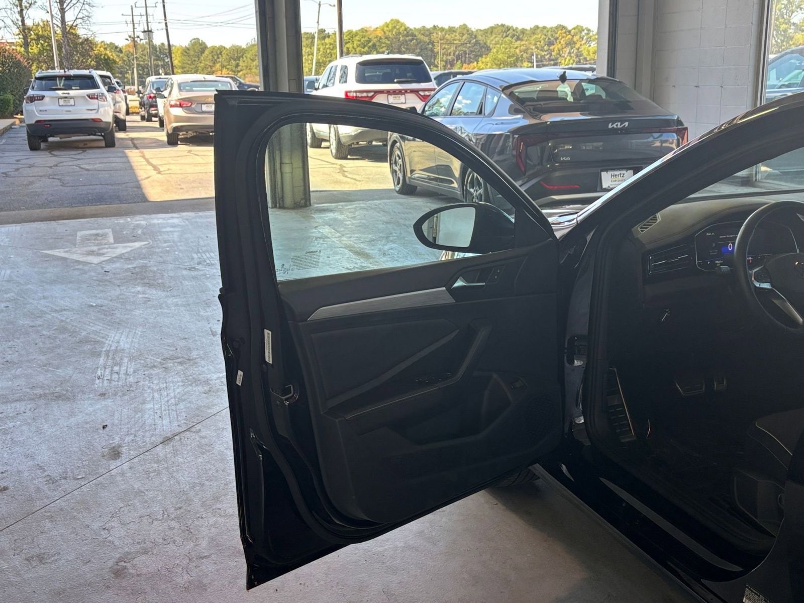 Thumbnail: 2025 Volkswagen Jetta - 20