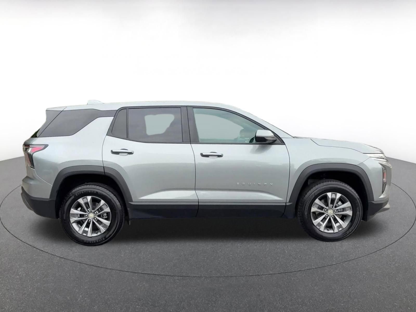 Thumbnail: 2025 Chevrolet Equinox - 16