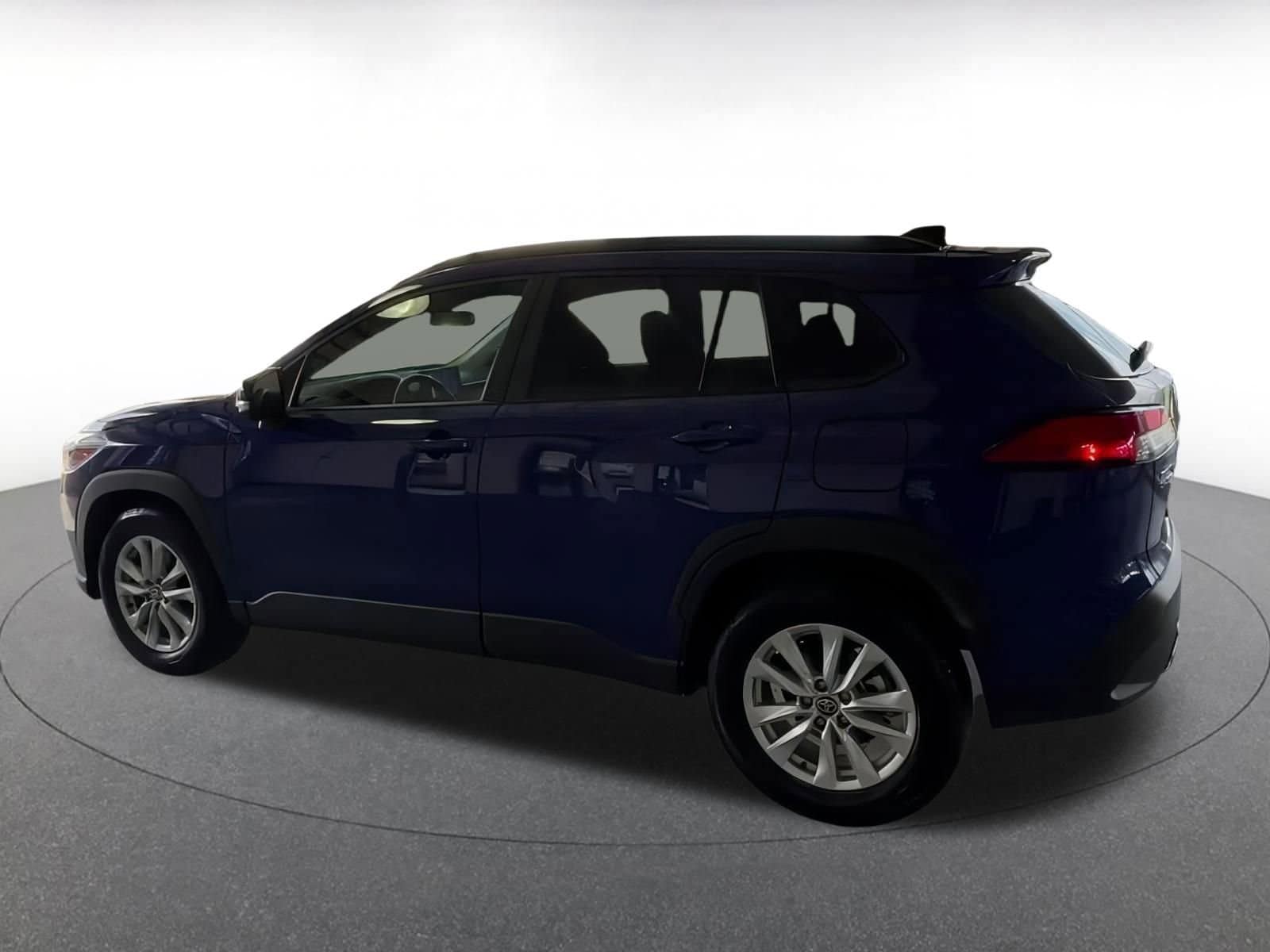 Thumbnail: 2025 Toyota Corolla Cross - 8