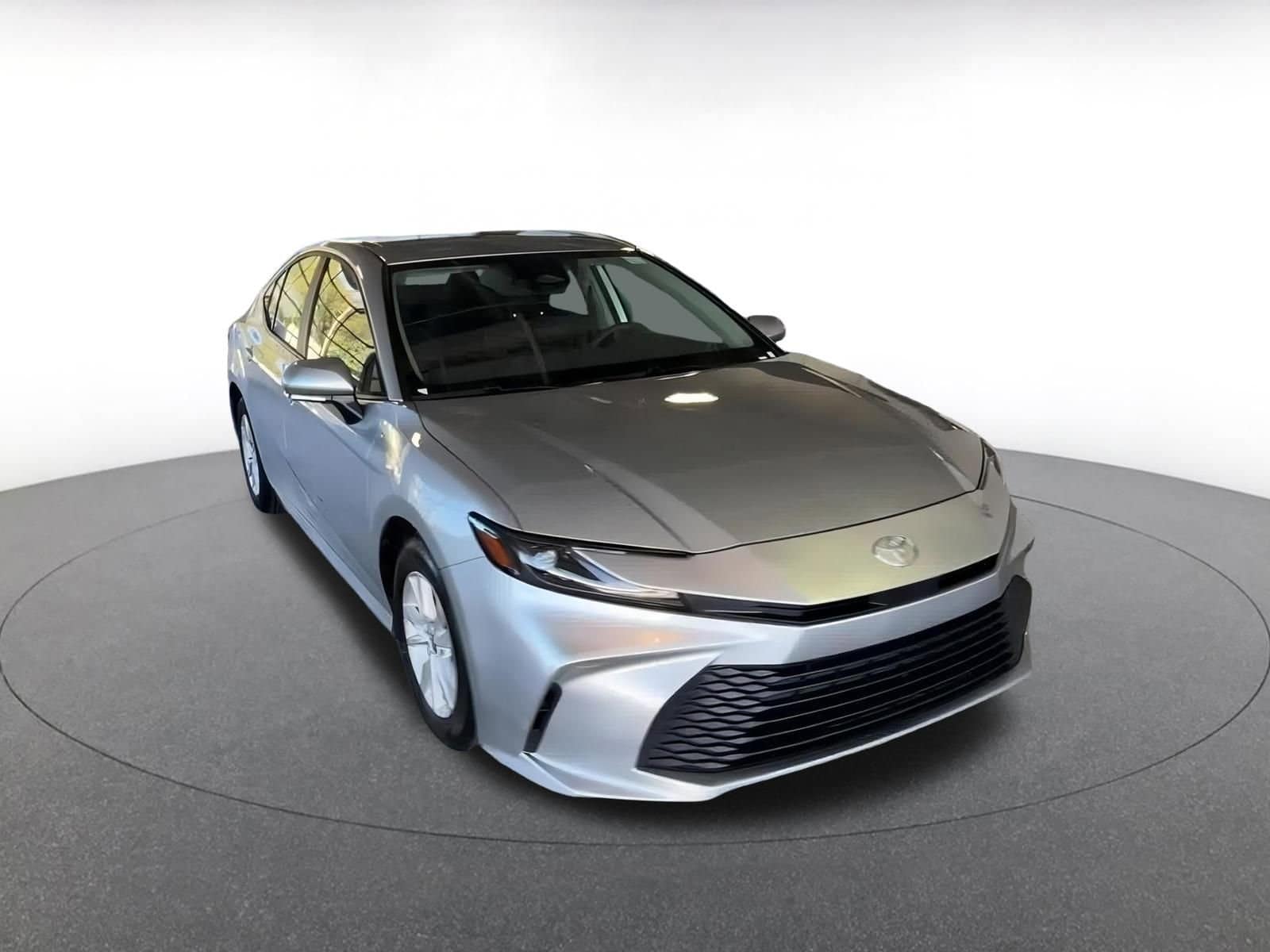 Thumbnail: 2025 Toyota Camry - 3