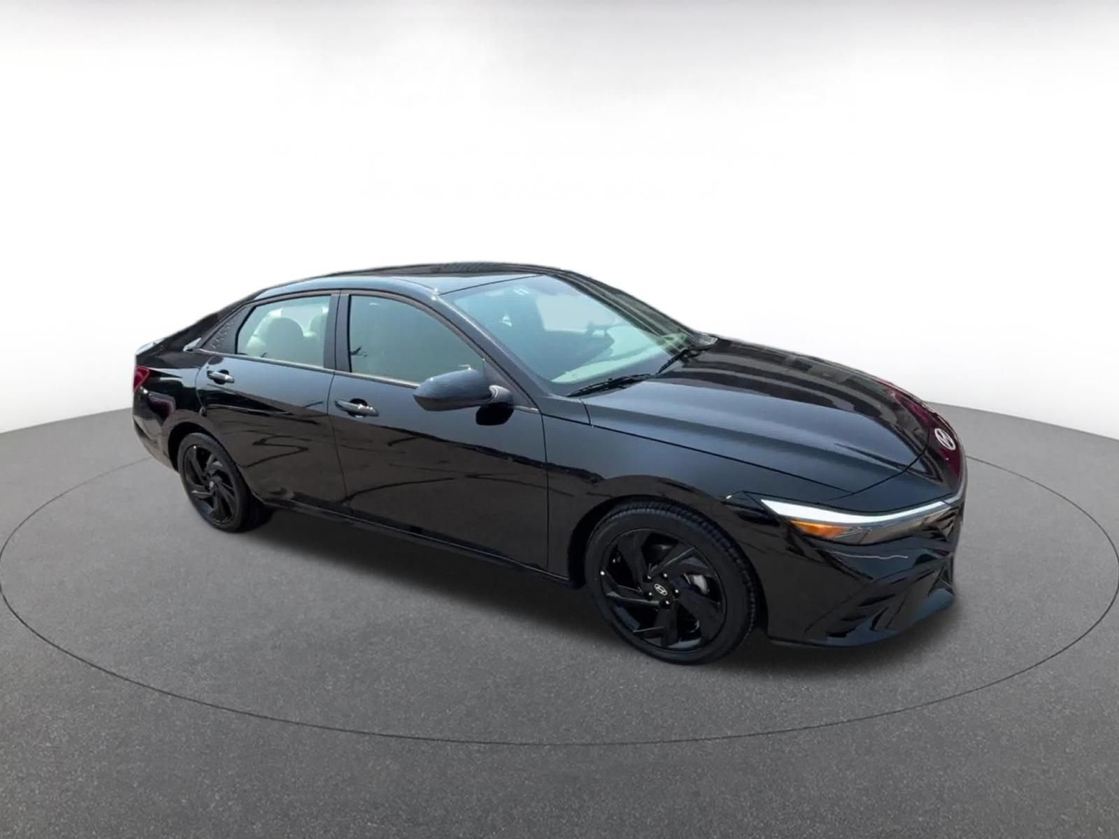 Thumbnail: 2026 Hyundai Elantra - 2