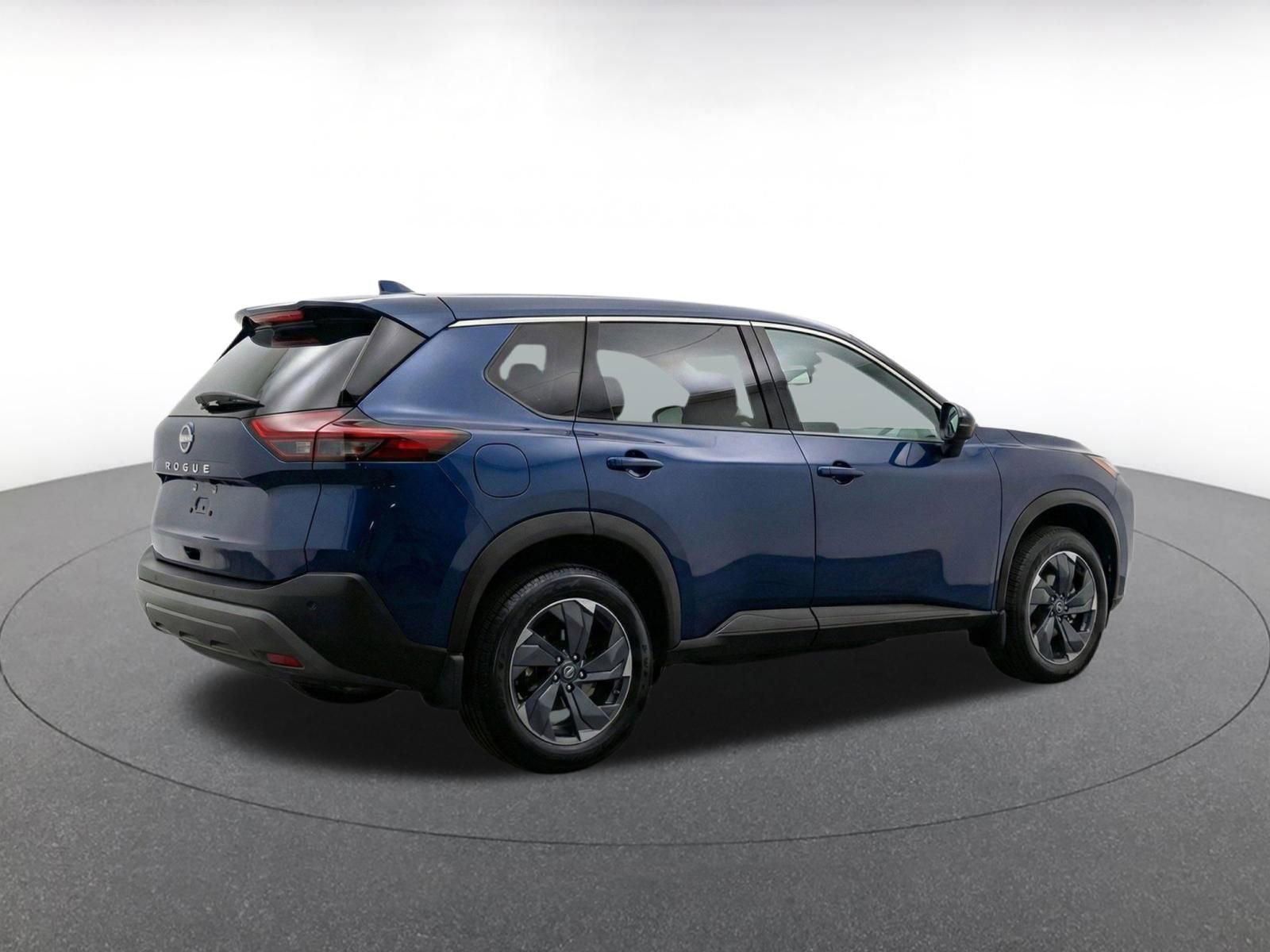 Thumbnail: 2025 Nissan Rogue - 8