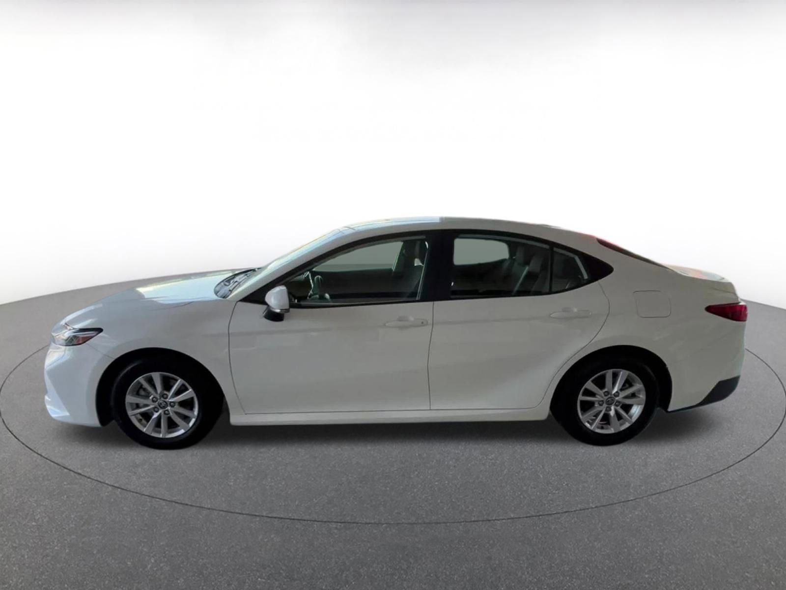 Thumbnail: 2025 Toyota Camry - 11