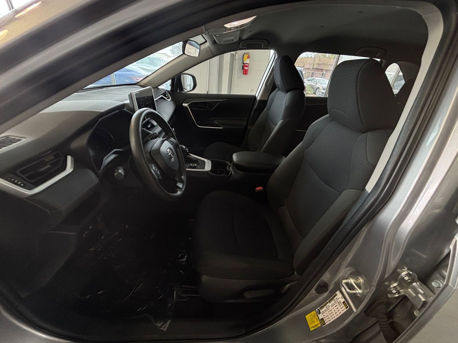 Thumbnail: 2025 Toyota RAV4 - 26