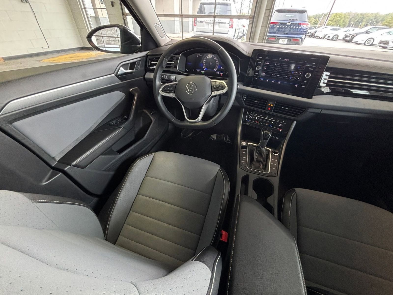 Thumbnail: 2025 Volkswagen Jetta - 35