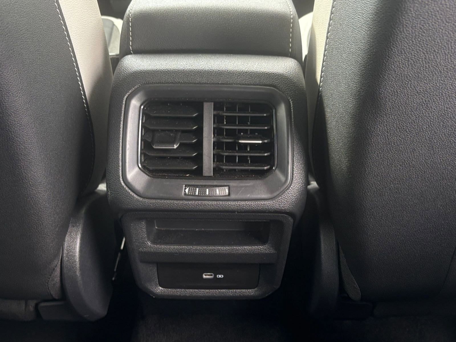 Thumbnail: 2025 Volkswagen Taos - 26