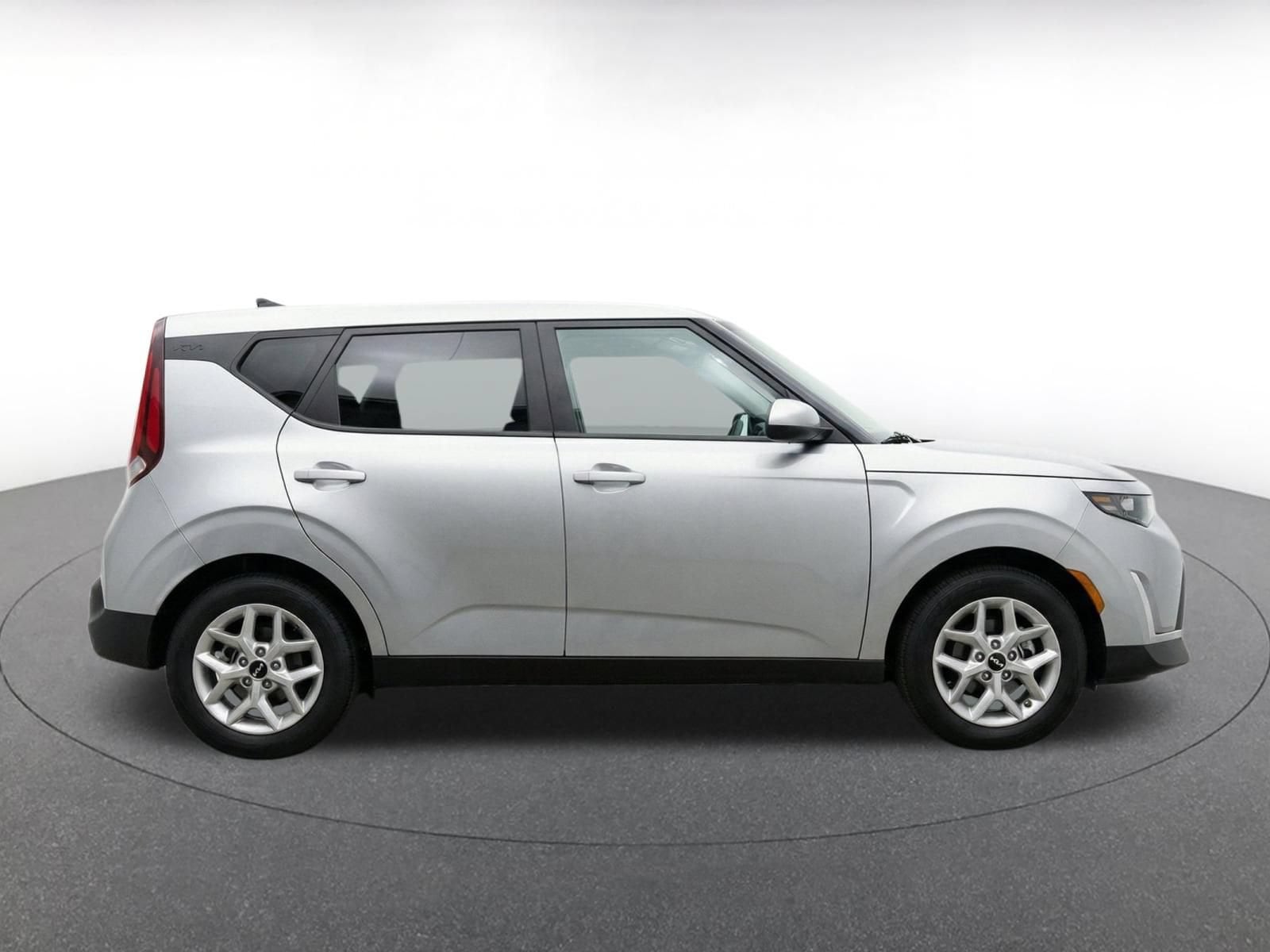Thumbnail: 2025 Kia Soul - 9