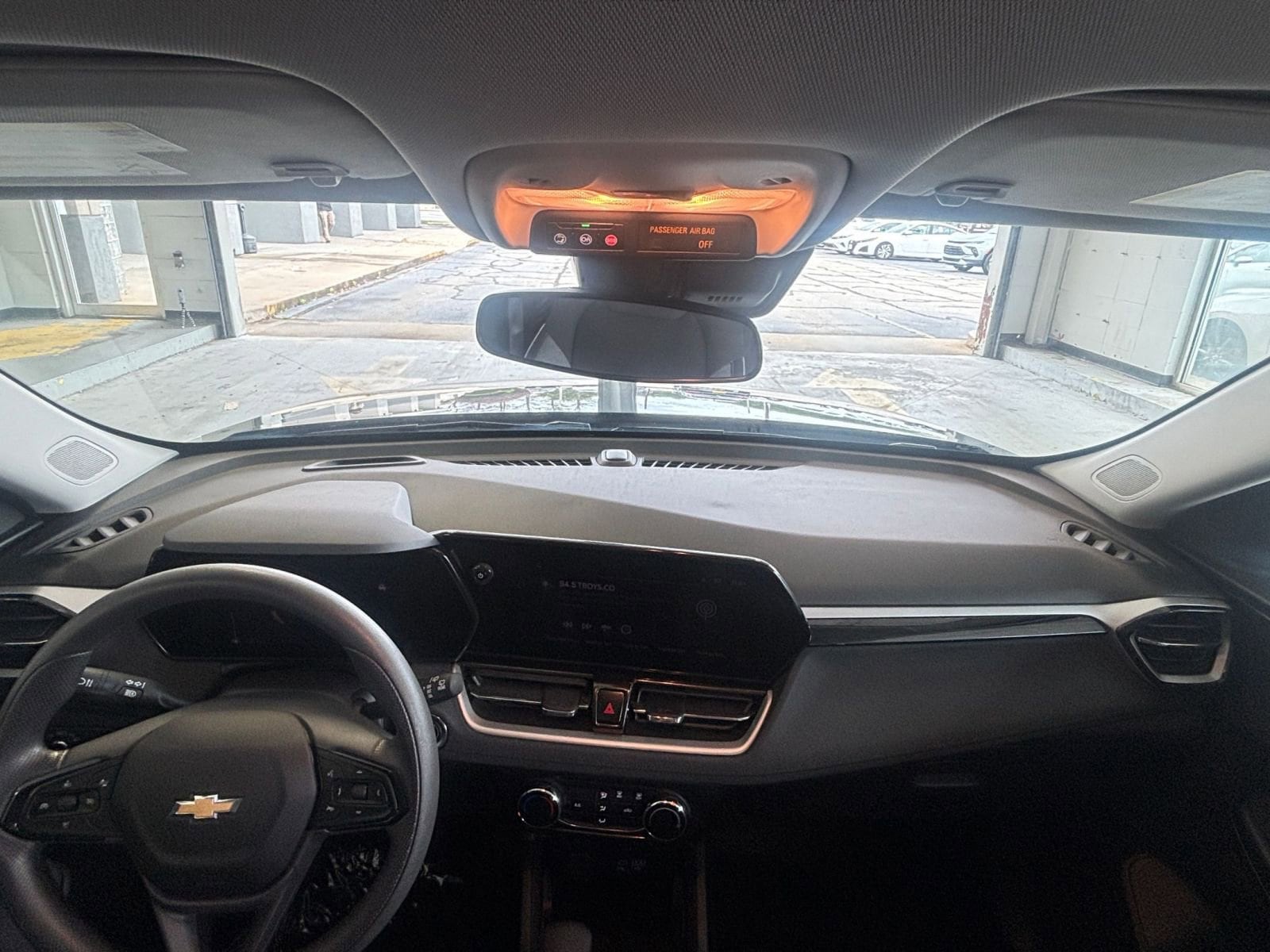 Thumbnail: 2025 Chevrolet TrailBlazer - 32