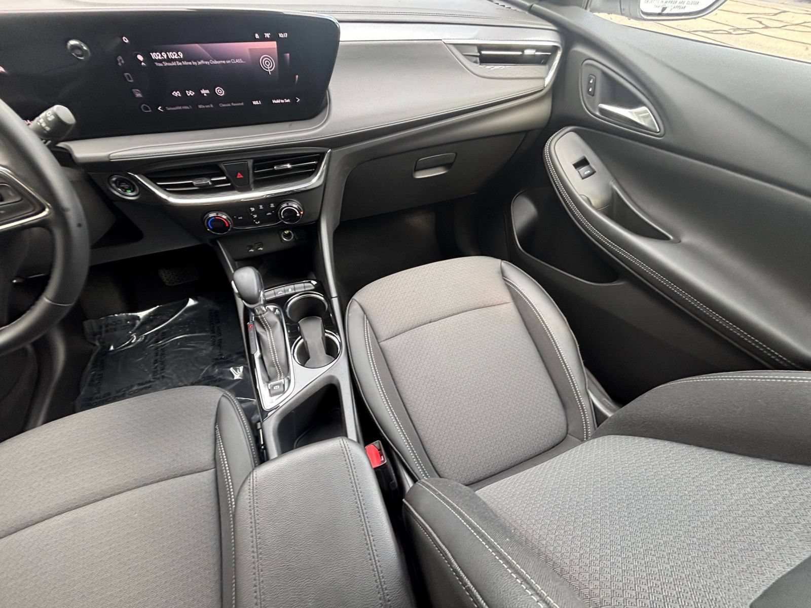 Thumbnail: 2026 Buick Encore GX - 34