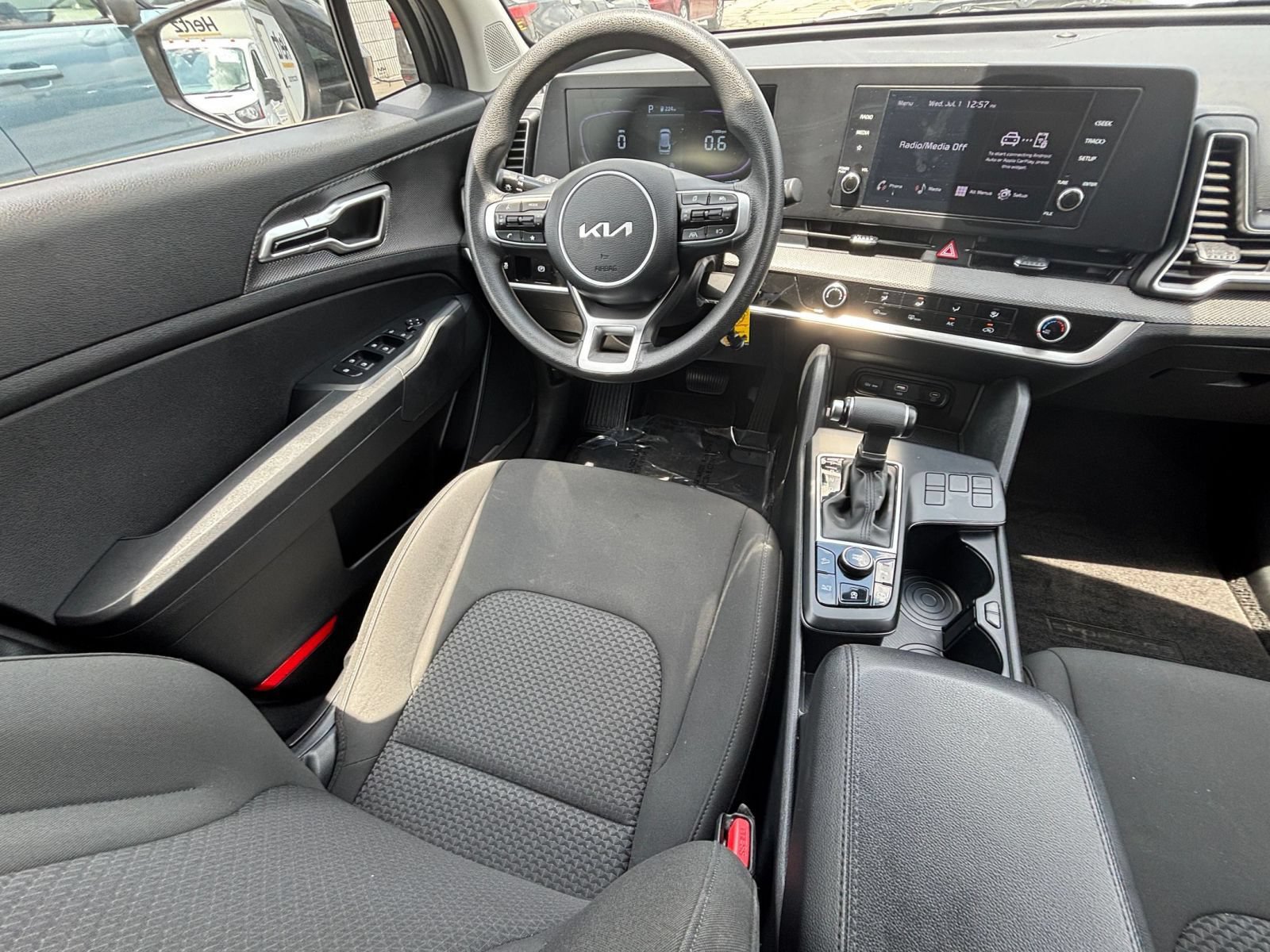 Thumbnail: 2025 Kia Sportage - 33