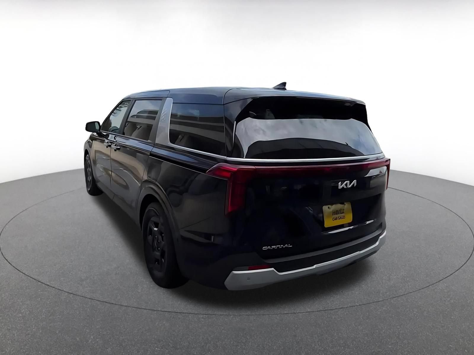 Thumbnail: 2026 Kia Carnival - 11