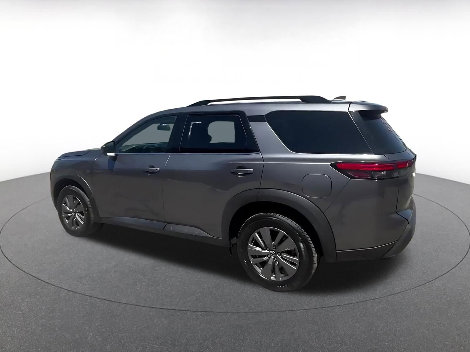 Thumbnail: 2025 Nissan Pathfinder - 10