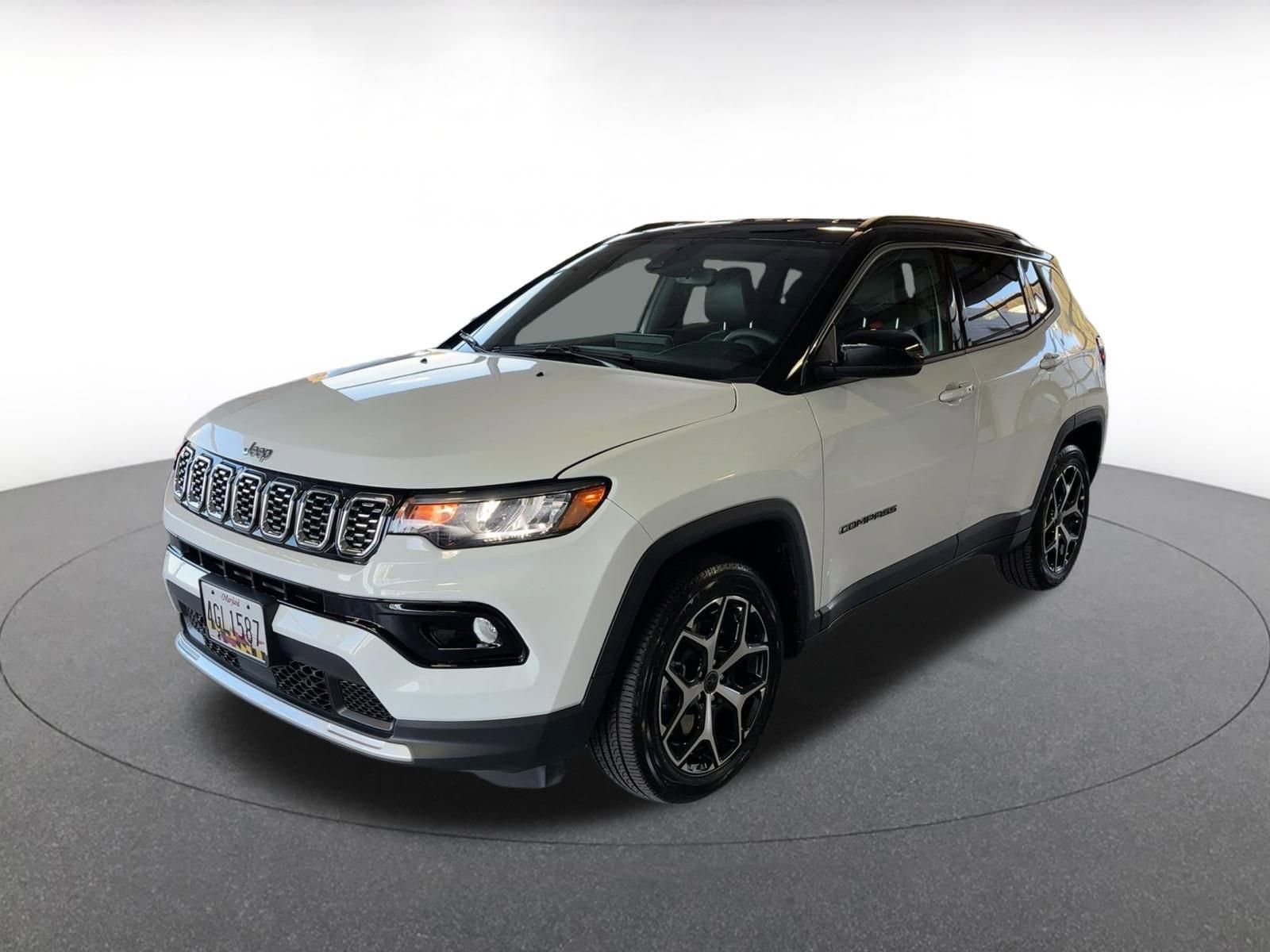 Thumbnail: 2025 Jeep Compass - 3