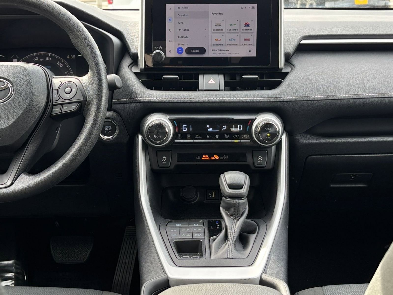 Thumbnail: 2025 Toyota RAV4 - 17