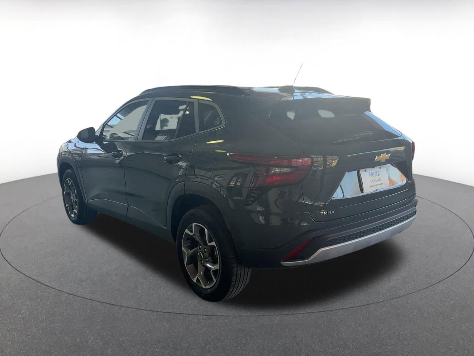 Thumbnail: 2025 Chevrolet Trax - 5