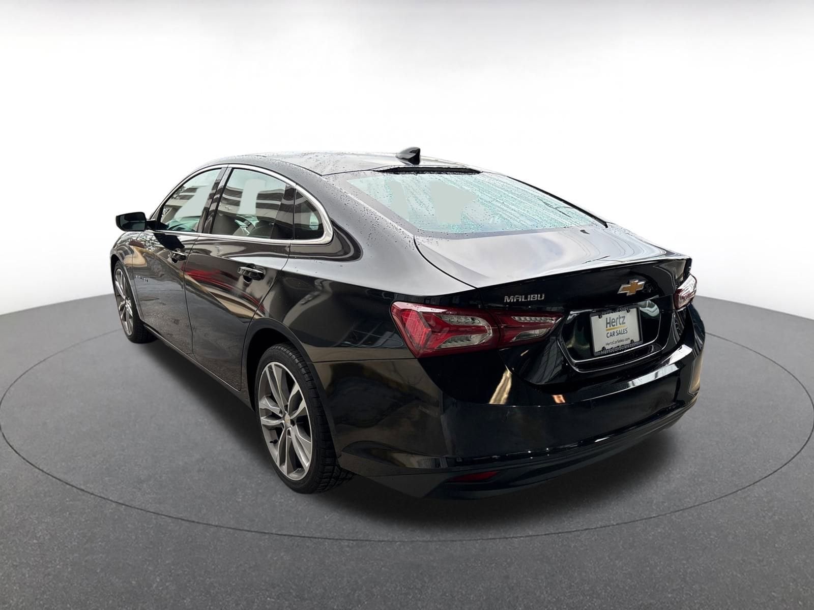 Thumbnail: 2024 Chevrolet Malibu - 21