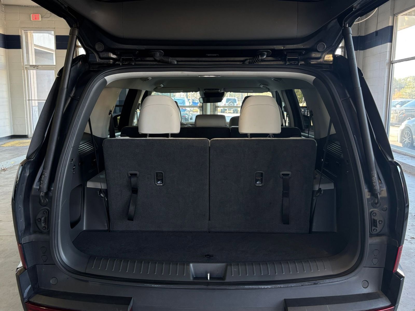 Thumbnail: 2025 Hyundai Santa Fe - 32