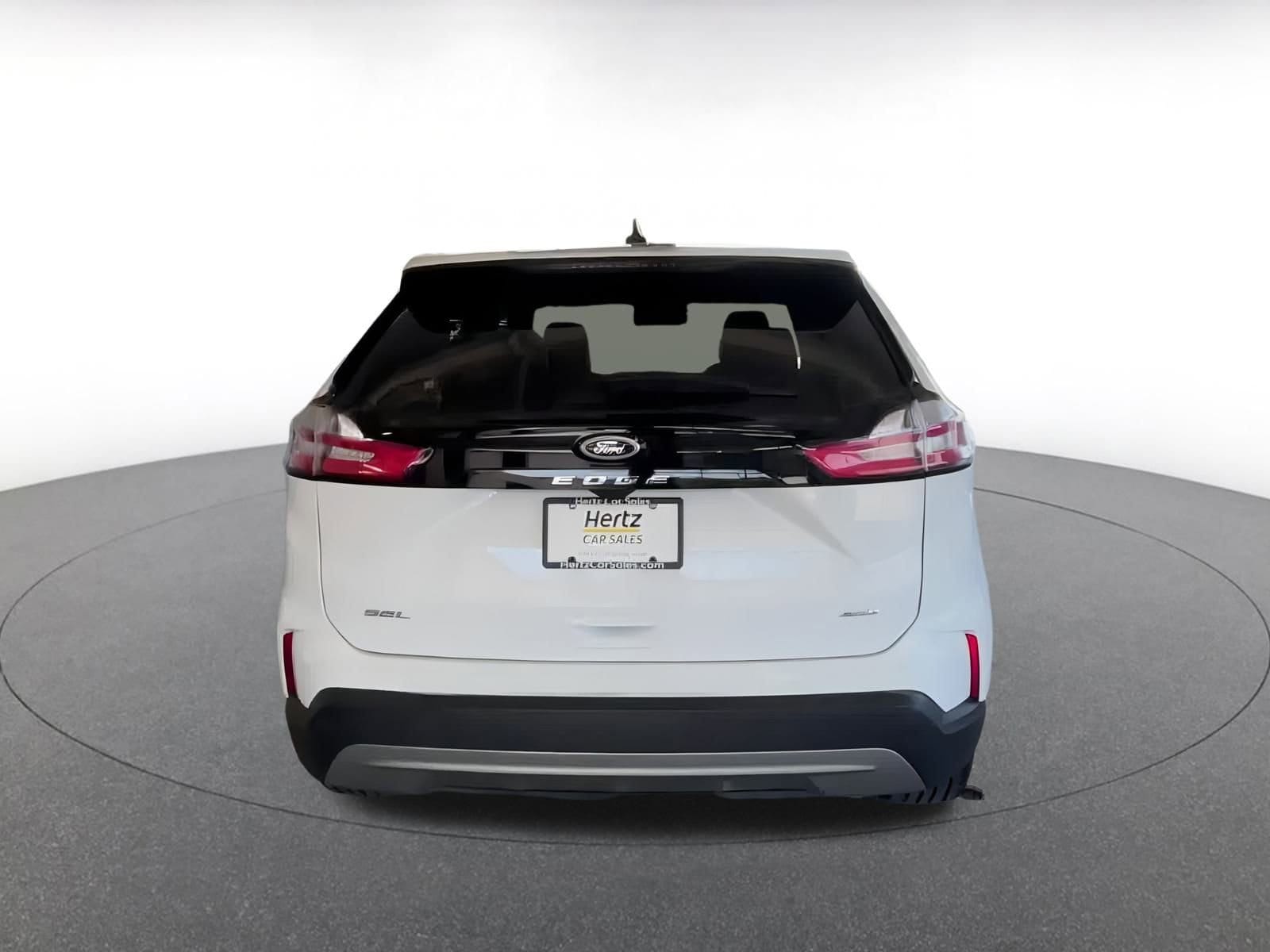 Thumbnail: 2024 Ford Edge - 26