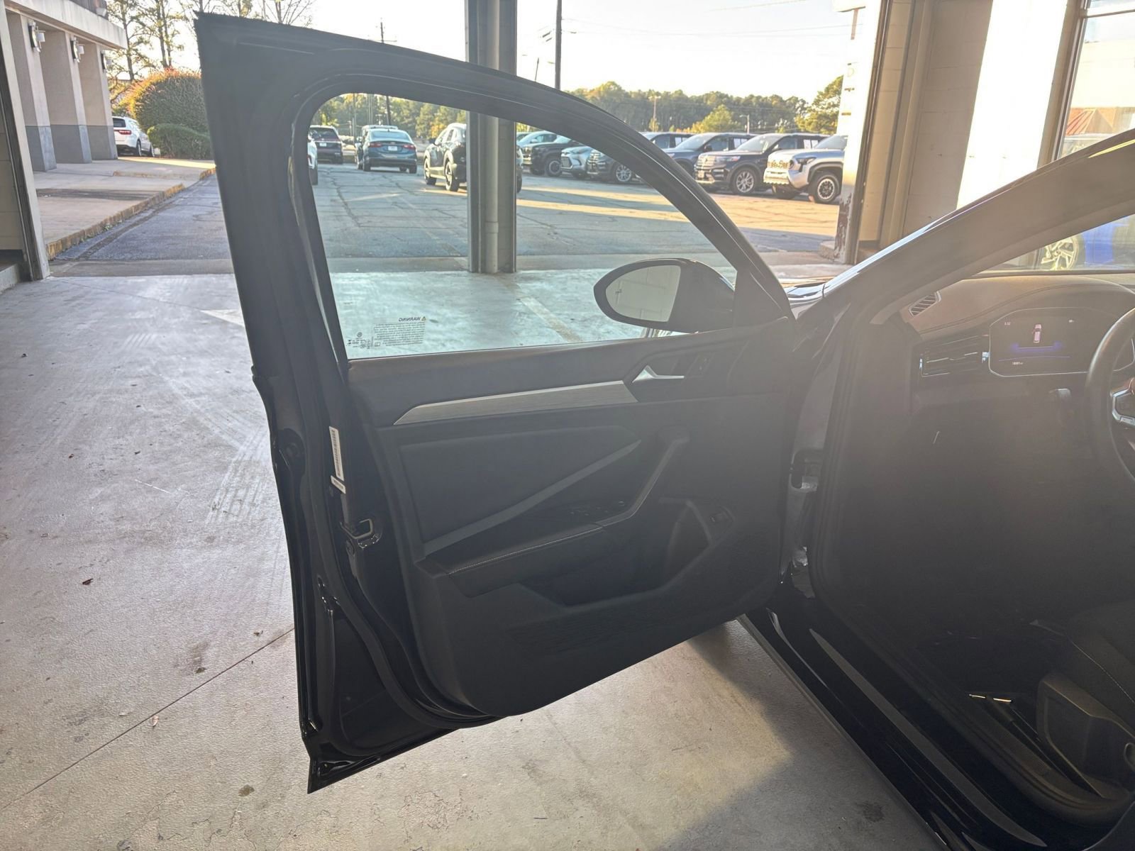 Thumbnail: 2025 Volkswagen Jetta - 20