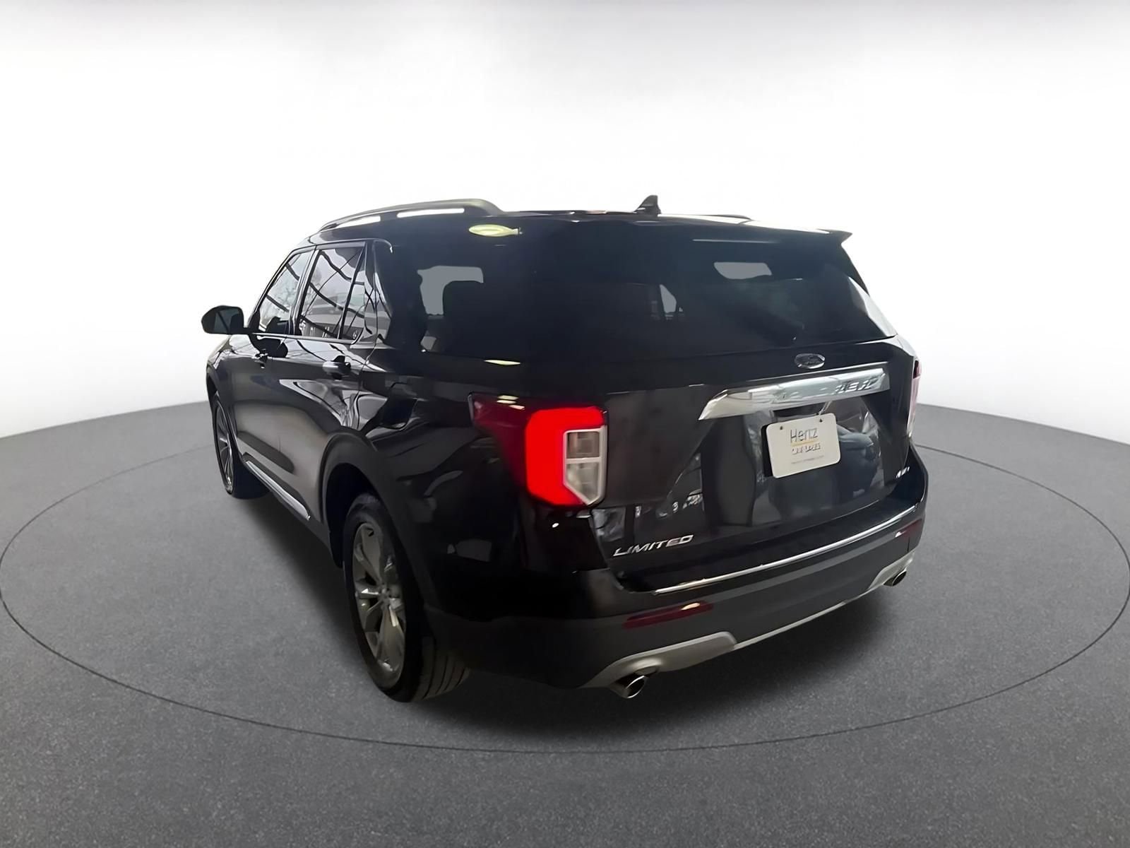 Thumbnail: 2023 Ford Explorer - 11