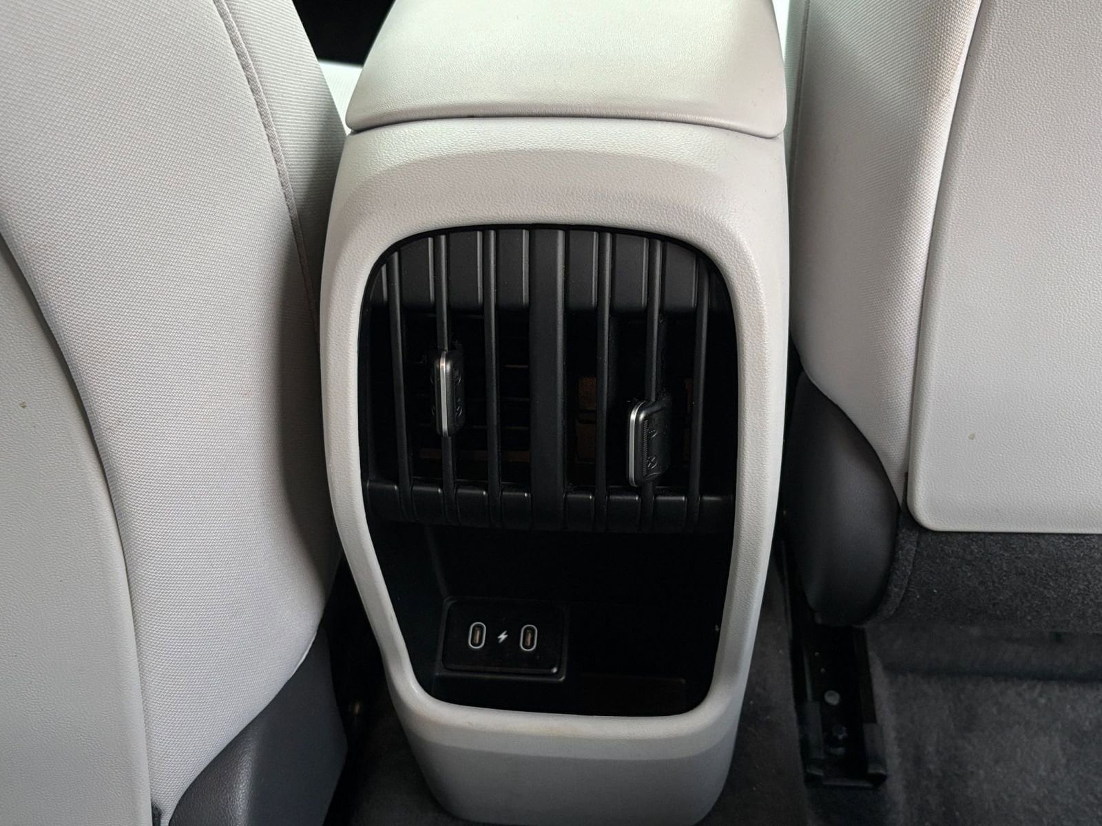 Thumbnail: 2025 Hyundai Kona - 25