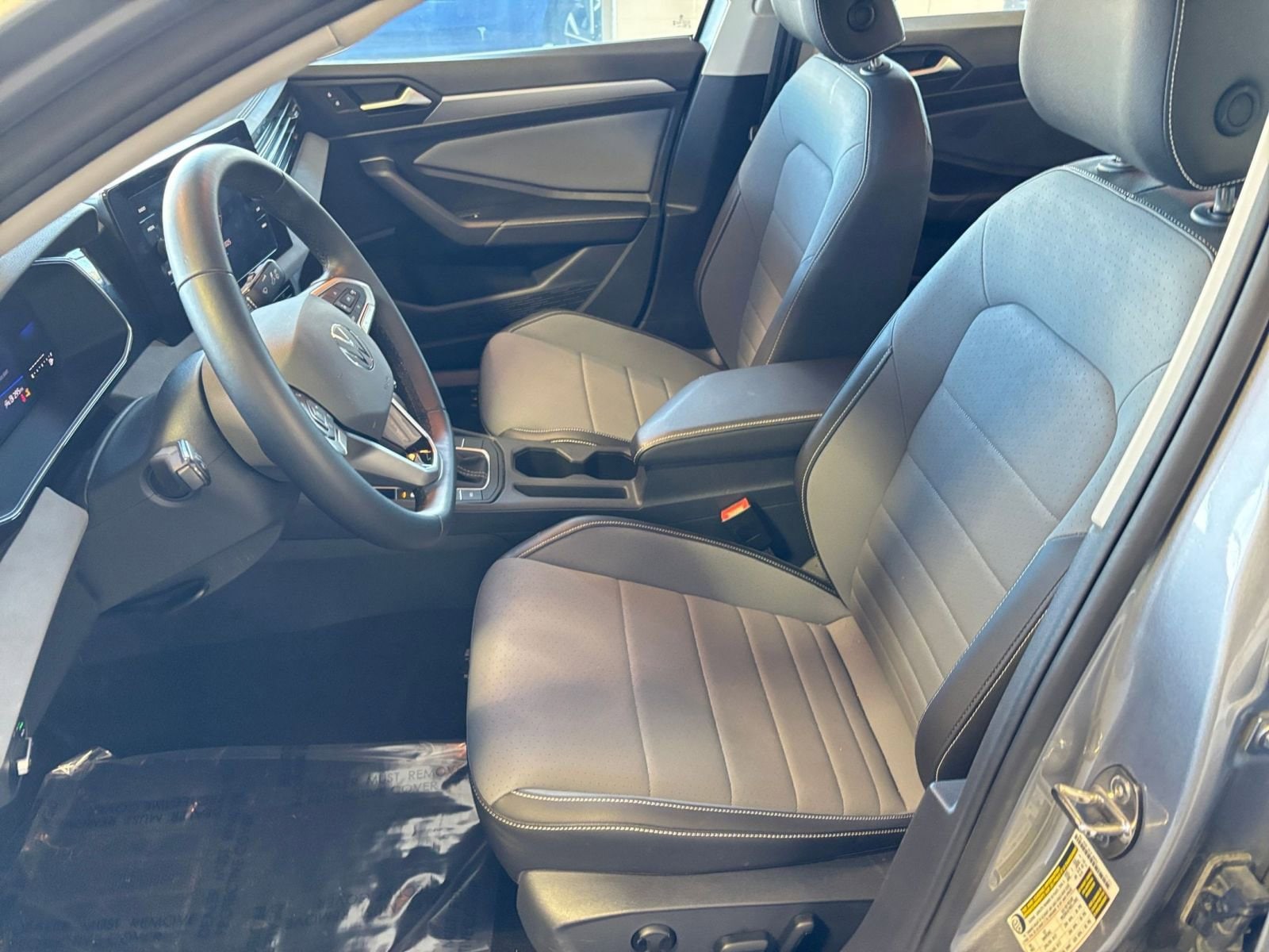 Thumbnail: 2025 Volkswagen Jetta - 26