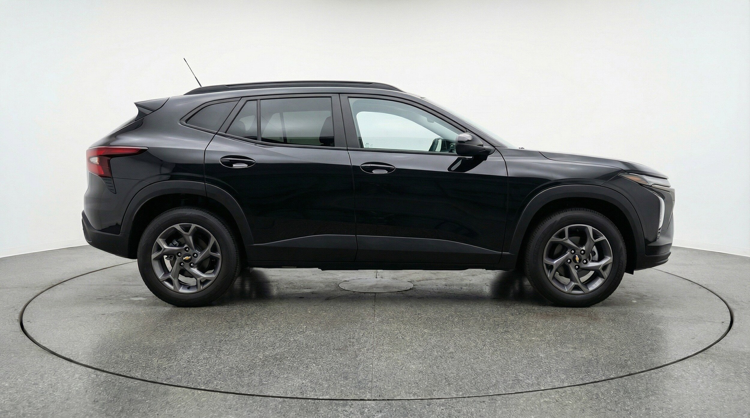 Thumbnail: 2025 Chevrolet Trax - 13