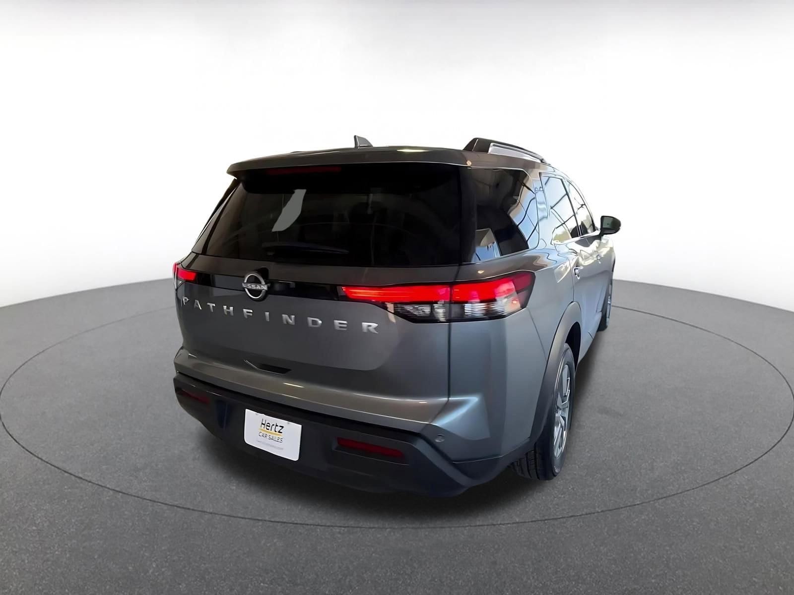 Thumbnail: 2025 Nissan Pathfinder - 15