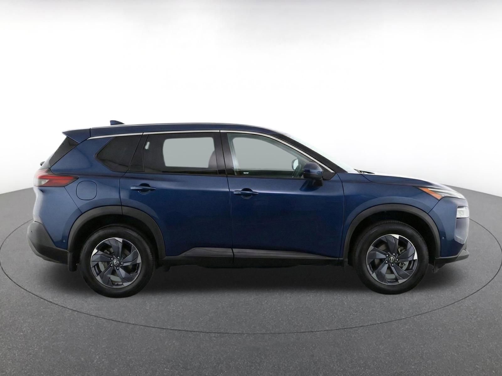 Thumbnail: 2025 Nissan Rogue - 10