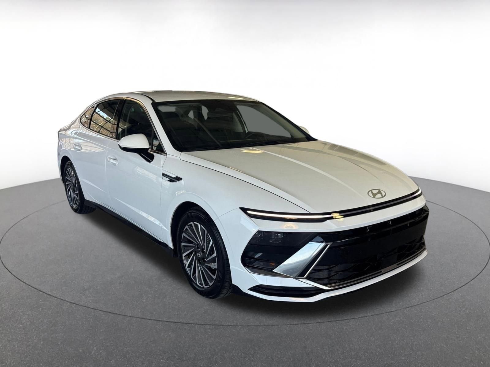 Thumbnail: 2025 Hyundai Sonata - 1