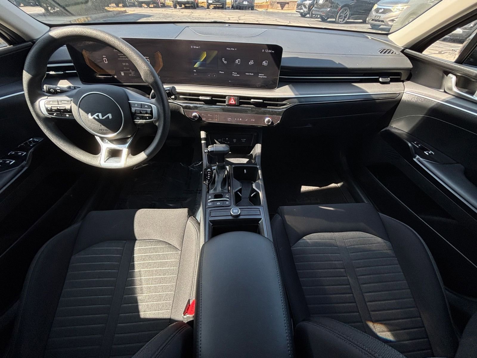 Thumbnail: 2025 Kia K5 - 34