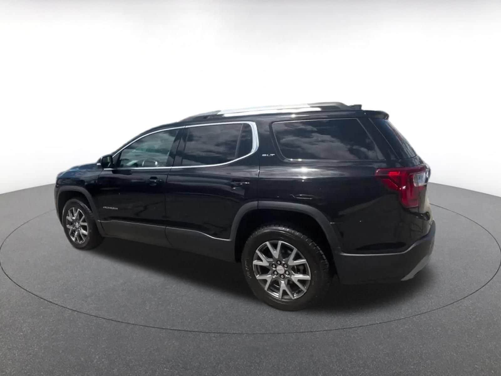 Thumbnail: 2023 GMC Acadia - 10