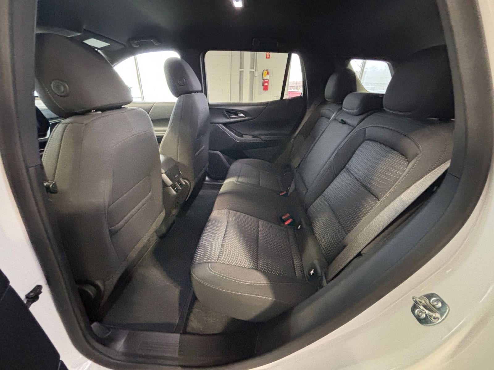 Thumbnail: 2025 Chevrolet Equinox - 25