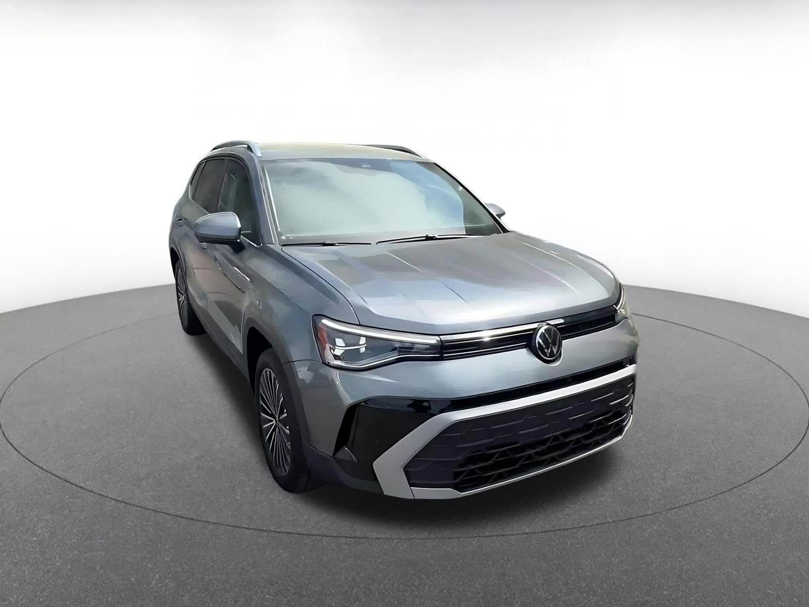 Thumbnail: 2025 Volkswagen Taos - 3