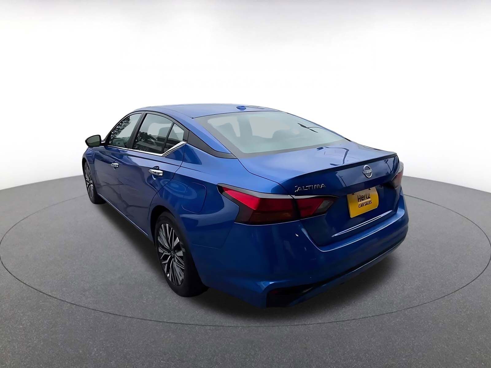 Thumbnail: 2025 Nissan Altima - 15