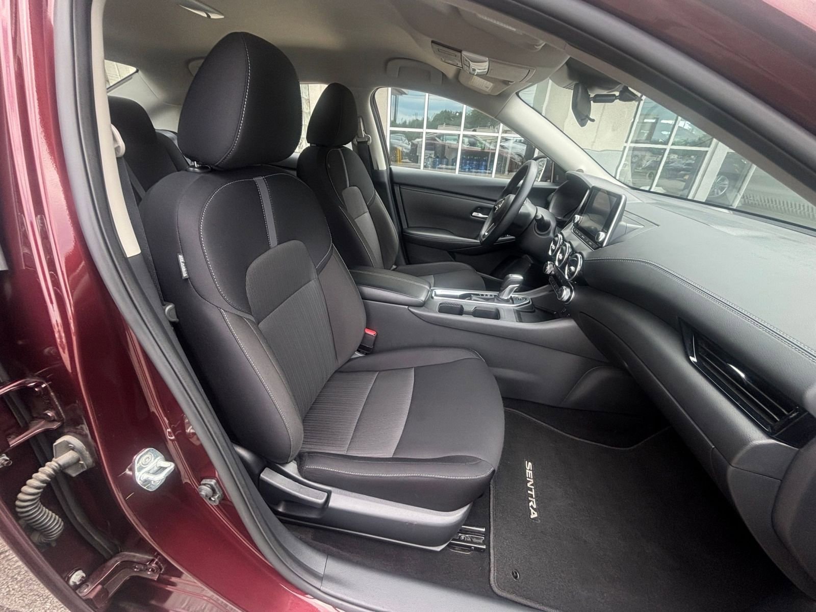 2025 Nissan Sentra SV - Photo 35