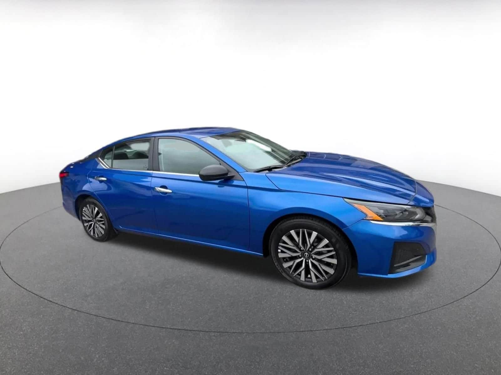 Thumbnail: 2025 Nissan Altima - 2