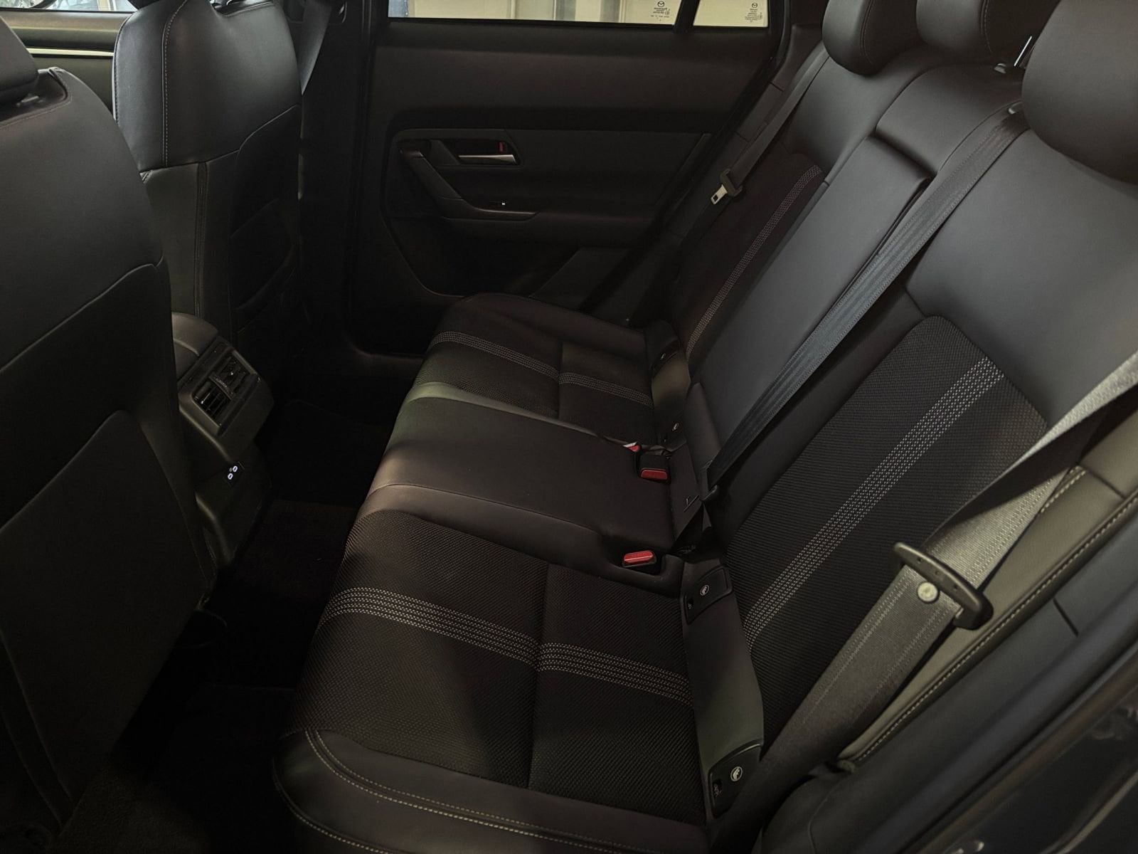 Thumbnail: 2025 Mazda CX-50 - 26