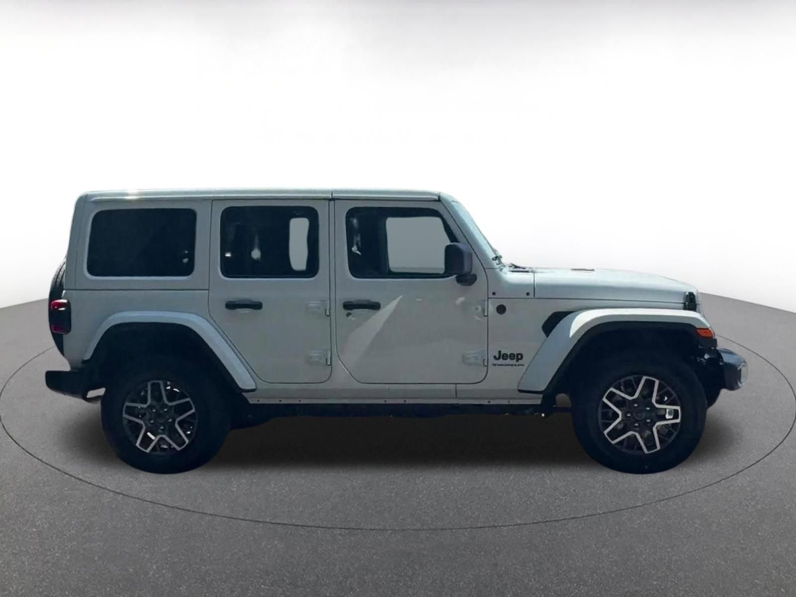 Thumbnail: 2025 Jeep Wrangler - 16